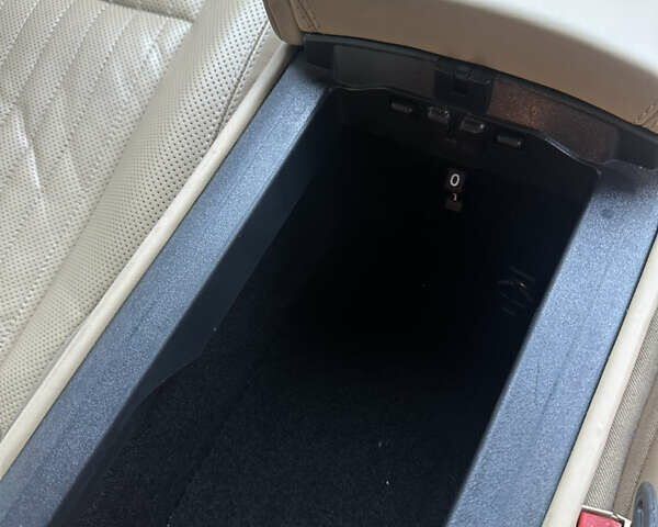 Синий Мерседес ЦЛ-класс, объемом двигателя 5.51 л и пробегом 114 тыс. км за 15000 $, фото 26 на Automoto.ua