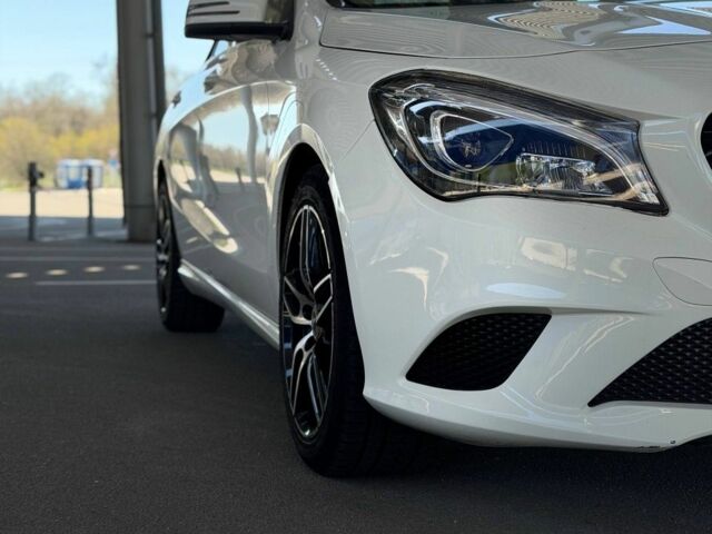 Білий Мерседес ЦЛ, об'ємом двигуна 0 л та пробігом 95 тис. км за 16800 $, фото 2 на Automoto.ua