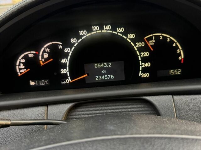 Чорний Мерседес ЦЛ, об'ємом двигуна 5 л та пробігом 240 тис. км за 6800 $, фото 5 на Automoto.ua