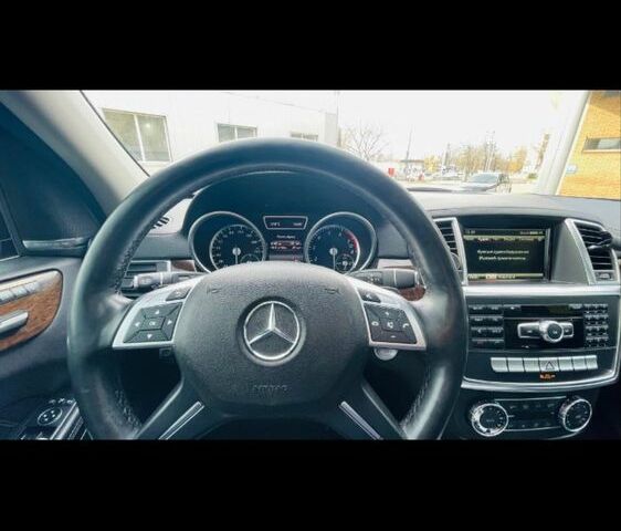 Мерседес ЦЛ 2014 в Одессе на Automoto.ua Черный Мерседес ЦЛ, объемом двигателя 4.5 л и пробегом 3 тыс. км за 31500 $, фото 13 на Automoto.ua