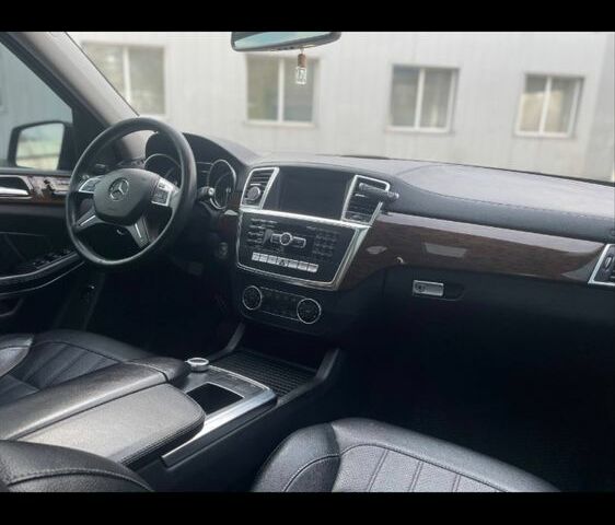 Мерседес ЦЛ 2014 в Одессе на Automoto.ua Черный Мерседес ЦЛ, объемом двигателя 4.5 л и пробегом 3 тыс. км за 31500 $, фото 17 на Automoto.ua