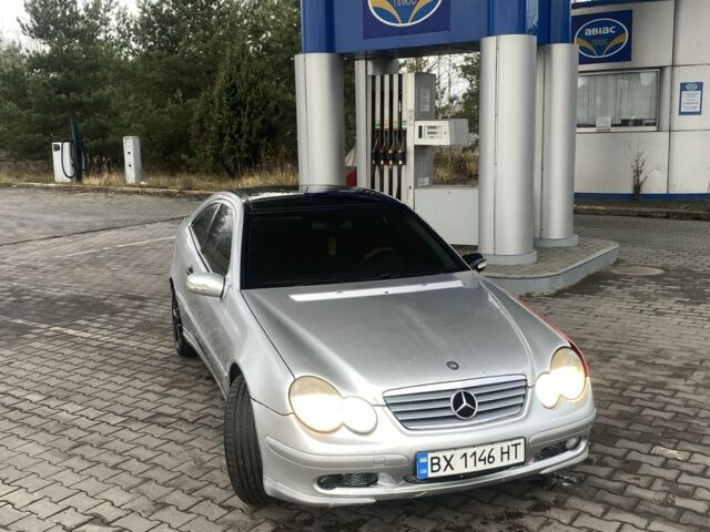 Серый Мерседес ЦЛ, объемом двигателя 2 л и пробегом 100 тыс. км за 2999 $, фото 4 на Automoto.ua