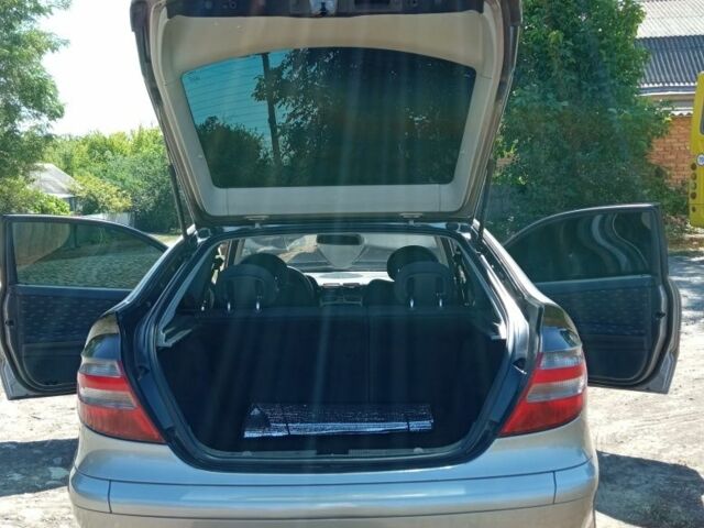 Сірий Мерседес ЦЛ, об'ємом двигуна 2.1 л та пробігом 444 тис. км за 4750 $, фото 6 на Automoto.ua