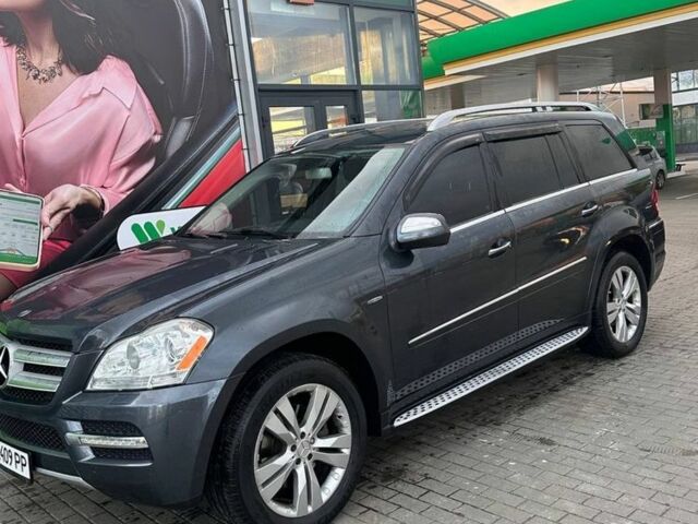 Сірий Мерседес ЦЛ, об'ємом двигуна 3 л та пробігом 268 тис. км за 24200 $, фото 2 на Automoto.ua