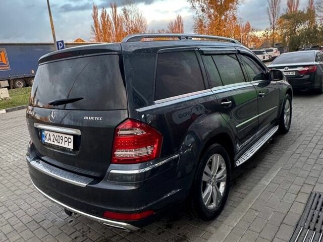 Сірий Мерседес ЦЛ, об'ємом двигуна 3 л та пробігом 268 тис. км за 24200 $, фото 3 на Automoto.ua