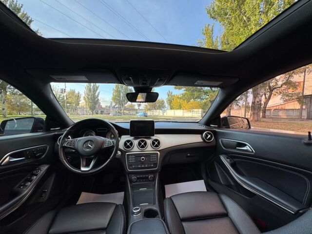 Черный Мерседес ЦЛА 250, объемом двигателя 2 л и пробегом 94 тыс. км за 17390 $, фото 18 на Automoto.ua