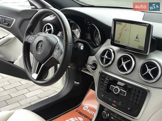 Белый Мерседес ЦЛА-класс, объемом двигателя 1.98 л и пробегом 130 тыс. км за 17524 $, фото 28 на Automoto.ua