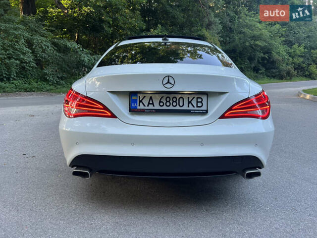 Белый Мерседес ЦЛА-класс, объемом двигателя 2.14 л и пробегом 195 тыс. км за 17300 $, фото 3 на Automoto.ua