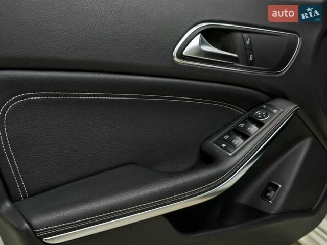 Білий Мерседес ЦЛА-клас, об'ємом двигуна 1.6 л та пробігом 127 тис. км за 16999 $, фото 10 на Automoto.ua