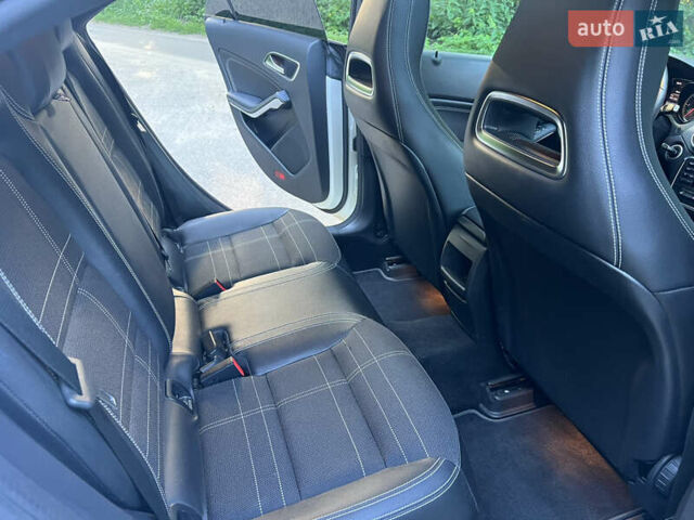 Белый Мерседес ЦЛА-класс, объемом двигателя 2.14 л и пробегом 195 тыс. км за 17300 $, фото 25 на Automoto.ua