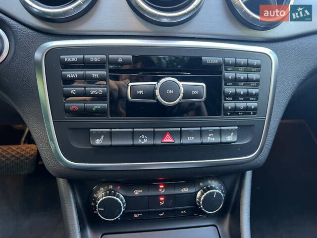 Белый Мерседес ЦЛА-класс, объемом двигателя 2.14 л и пробегом 195 тыс. км за 17300 $, фото 29 на Automoto.ua