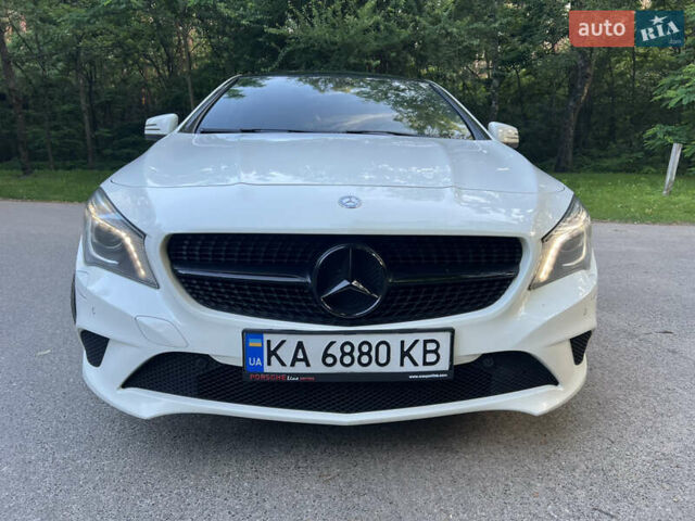 Белый Мерседес ЦЛА-класс, объемом двигателя 2.14 л и пробегом 195 тыс. км за 17300 $, фото 2 на Automoto.ua