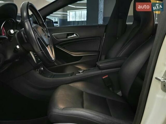 Білий Мерседес ЦЛА-клас, об'ємом двигуна 1.6 л та пробігом 127 тис. км за 16999 $, фото 14 на Automoto.ua