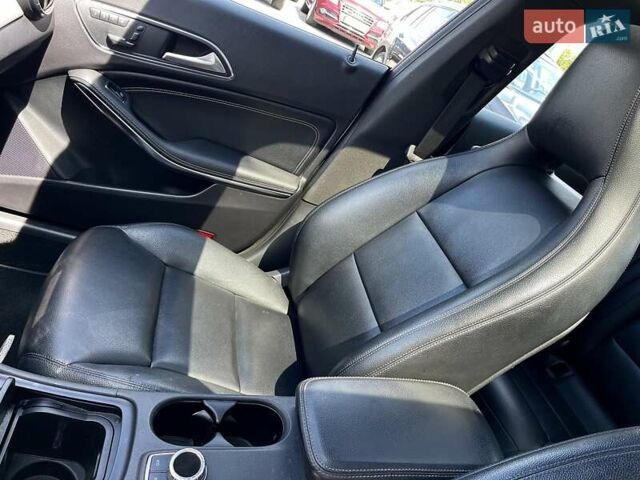 Белый Мерседес ЦЛА-класс, объемом двигателя 1.99 л и пробегом 140 тыс. км за 14500 $, фото 17 на Automoto.ua