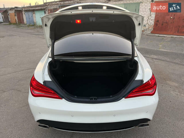 Белый Мерседес ЦЛА-класс, объемом двигателя 1.6 л и пробегом 128 тыс. км за 15800 $, фото 8 на Automoto.ua