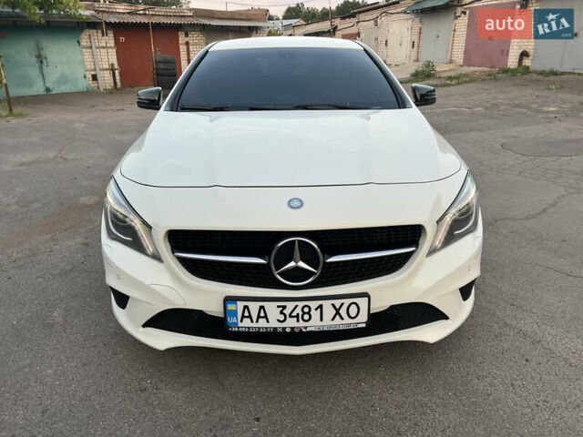 Белый Мерседес ЦЛА-класс, объемом двигателя 1.6 л и пробегом 128 тыс. км за 15800 $, фото 7 на Automoto.ua