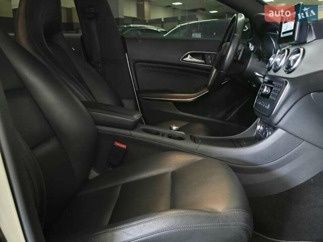 Білий Мерседес ЦЛА-клас, об'ємом двигуна 1.6 л та пробігом 127 тис. км за 16999 $, фото 17 на Automoto.ua