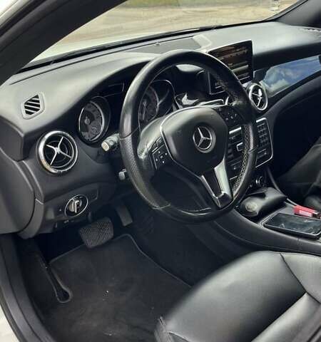 Білий Мерседес ЦЛА-клас, об'ємом двигуна 1.99 л та пробігом 226 тис. км за 15300 $, фото 11 на Automoto.ua