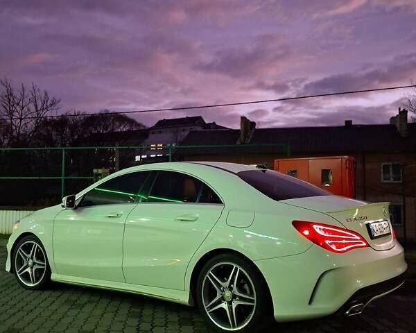 Білий Мерседес ЦЛА-клас, об'ємом двигуна 1.99 л та пробігом 226 тис. км за 15300 $, фото 4 на Automoto.ua