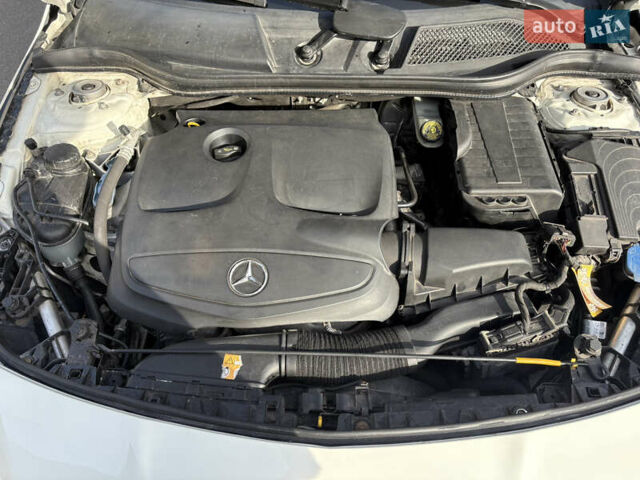 Мерседес ЦЛА-класс 2014 в Киеве на Automoto.ua Белый Мерседес ЦЛА-класс, объемом двигателя 1.99 л и пробегом 153 тыс. км за 16200 $, фото 21 на Automoto.ua