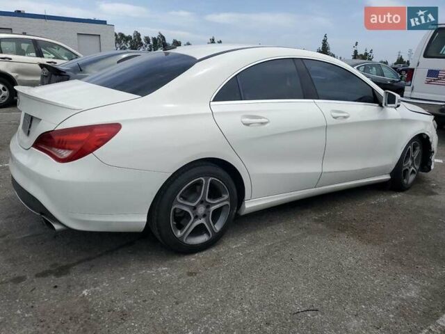 Белый Мерседес ЦЛА-класс, объемом двигателя 1.99 л и пробегом 182 тыс. км за 2400 $, фото 2 на Automoto.ua