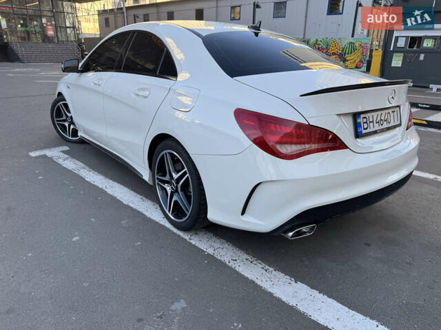 Белый Мерседес ЦЛА-класс, объемом двигателя 1.99 л и пробегом 160 тыс. км за 17000 $, фото 4 на Automoto.ua