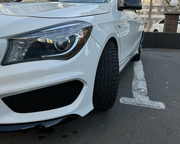 Білий Мерседес ЦЛА-клас, об'ємом двигуна 1.99 л та пробігом 160 тис. км за 15500 $, фото 16 на Automoto.ua