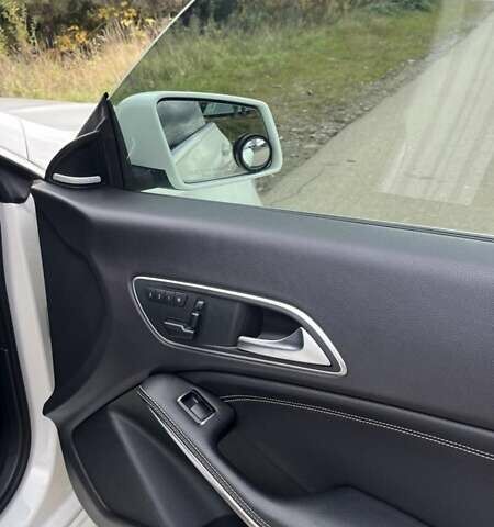 Білий Мерседес ЦЛА-клас, об'ємом двигуна 1.99 л та пробігом 226 тис. км за 15300 $, фото 14 на Automoto.ua