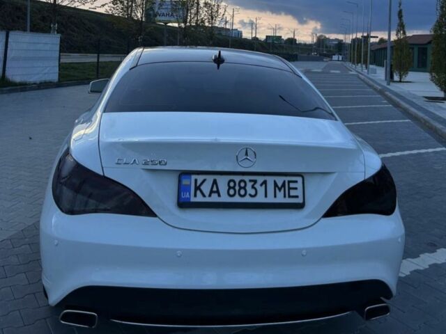 Белый Мерседес ЦЛА-класс, объемом двигателя 2 л и пробегом 168 тыс. км за 10900 $, фото 3 на Automoto.ua