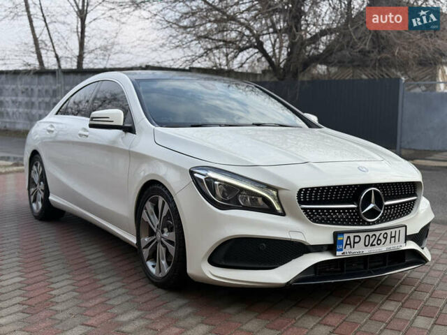 Белый Мерседес ЦЛА-класс, объемом двигателя 1.99 л и пробегом 150 тыс. км за 18500 $, фото 2 на Automoto.ua