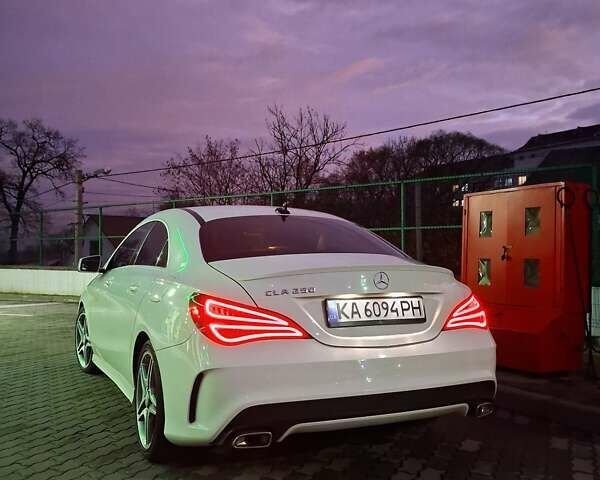 Білий Мерседес ЦЛА-клас, об'ємом двигуна 1.99 л та пробігом 226 тис. км за 15300 $, фото 6 на Automoto.ua