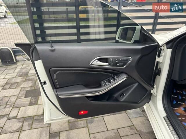 Білий Мерседес ЦЛА-клас, об'ємом двигуна 1.99 л та пробігом 207 тис. км за 13900 $, фото 13 на Automoto.ua