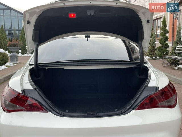 Білий Мерседес ЦЛА-клас, об'ємом двигуна 2 л та пробігом 96 тис. км за 17450 $, фото 96 на Automoto.ua