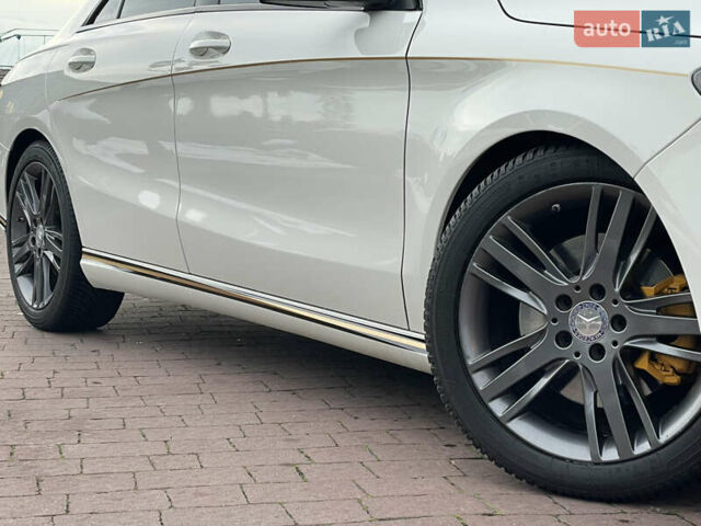 Білий Мерседес ЦЛА-клас, об'ємом двигуна 2 л та пробігом 96 тис. км за 17450 $, фото 28 на Automoto.ua