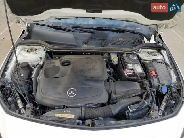 Белый Мерседес ЦЛА-класс, объемом двигателя 1.99 л и пробегом 72 тыс. км за 3000 $, фото 10 на Automoto.ua