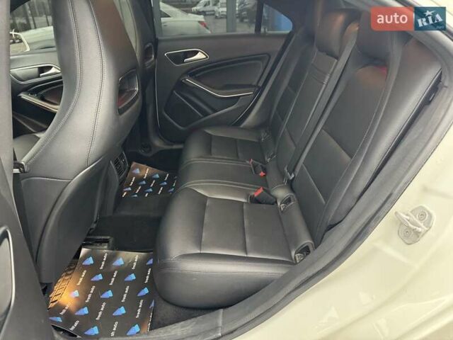 Білий Мерседес ЦЛА-клас, об'ємом двигуна 1.99 л та пробігом 207 тис. км за 13900 $, фото 26 на Automoto.ua