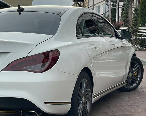 Білий Мерседес ЦЛА-клас, об'ємом двигуна 2 л та пробігом 96 тис. км за 17450 $, фото 58 на Automoto.ua