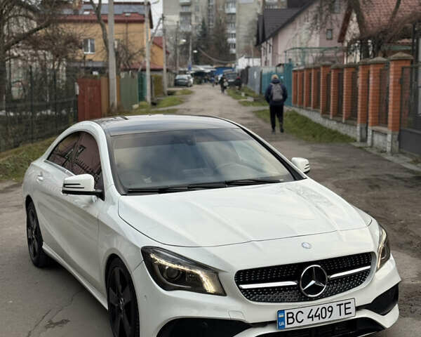 Белый Мерседес ЦЛА-класс, объемом двигателя 1.99 л и пробегом 130 тыс. км за 16000 $, фото 2 на Automoto.ua