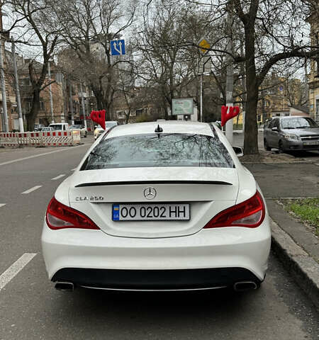 Білий Мерседес ЦЛА-клас, об'ємом двигуна 1.99 л та пробігом 134 тис. км за 17500 $, фото 8 на Automoto.ua