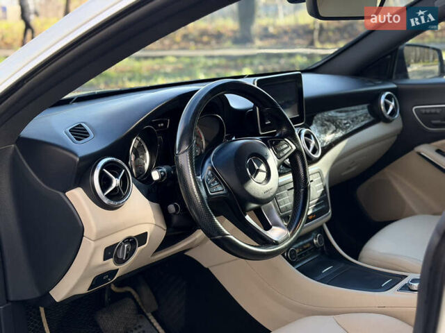 Білий Мерседес ЦЛА-клас, об'ємом двигуна 1.99 л та пробігом 119 тис. км за 16999 $, фото 17 на Automoto.ua