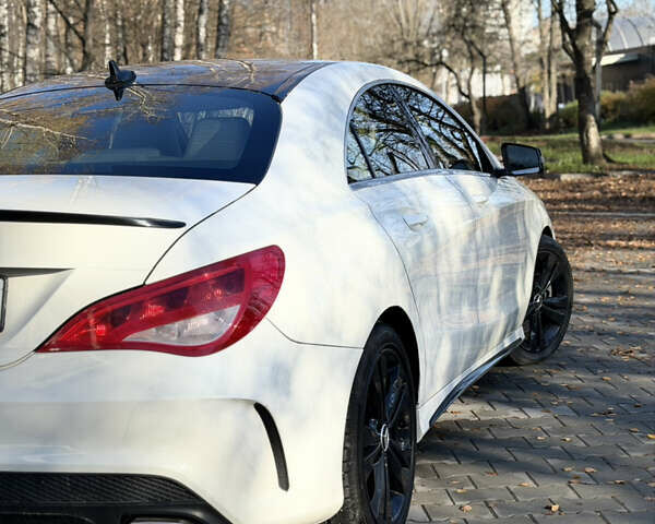 Білий Мерседес ЦЛА-клас, об'ємом двигуна 1.99 л та пробігом 119 тис. км за 16999 $, фото 15 на Automoto.ua