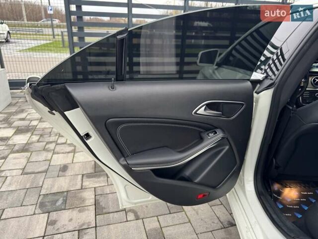 Білий Мерседес ЦЛА-клас, об'ємом двигуна 1.99 л та пробігом 207 тис. км за 13900 $, фото 25 на Automoto.ua