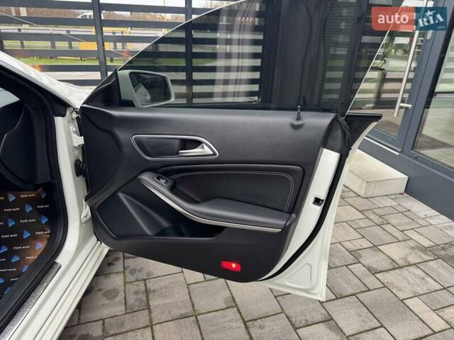 Білий Мерседес ЦЛА-клас, об'ємом двигуна 1.99 л та пробігом 207 тис. км за 13900 $, фото 31 на Automoto.ua
