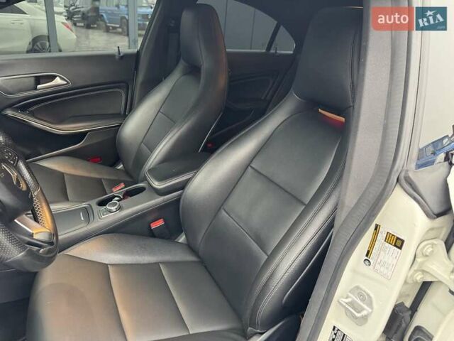 Білий Мерседес ЦЛА-клас, об'ємом двигуна 1.99 л та пробігом 207 тис. км за 13900 $, фото 19 на Automoto.ua