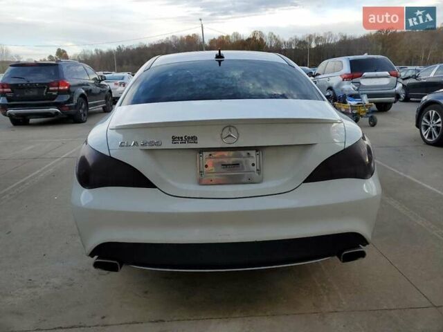 Белый Мерседес ЦЛА-класс, объемом двигателя 1.99 л и пробегом 72 тыс. км за 3000 $, фото 5 на Automoto.ua