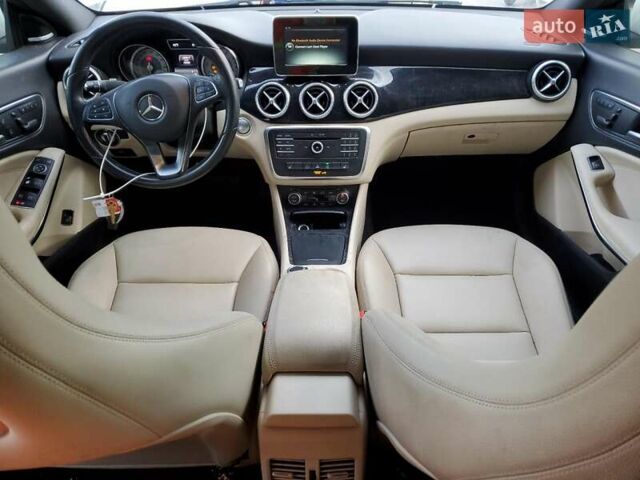 Белый Мерседес ЦЛА-класс, объемом двигателя 1.99 л и пробегом 72 тыс. км за 3000 $, фото 7 на Automoto.ua