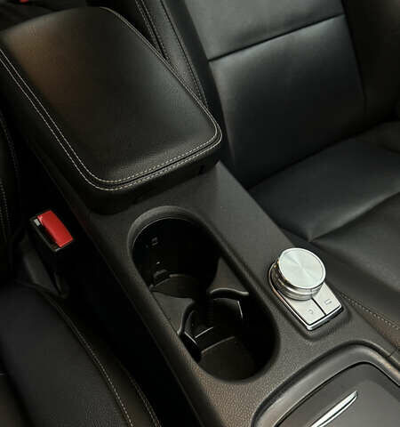 Білий Мерседес ЦЛА-клас, об'ємом двигуна 1.99 л та пробігом 134 тис. км за 17500 $, фото 23 на Automoto.ua