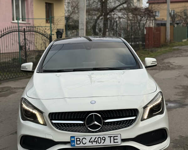 Белый Мерседес ЦЛА-класс, объемом двигателя 1.99 л и пробегом 130 тыс. км за 16000 $, фото 3 на Automoto.ua