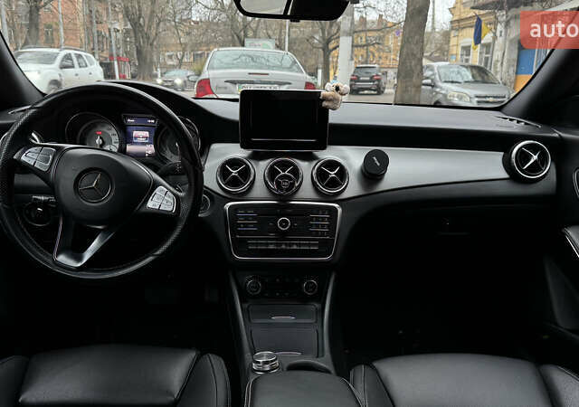 Білий Мерседес ЦЛА-клас, об'ємом двигуна 1.99 л та пробігом 134 тис. км за 17500 $, фото 26 на Automoto.ua