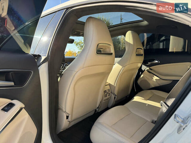 Белый Мерседес ЦЛА-класс, объемом двигателя 1.99 л и пробегом 177 тыс. км за 13500 $, фото 8 на Automoto.ua